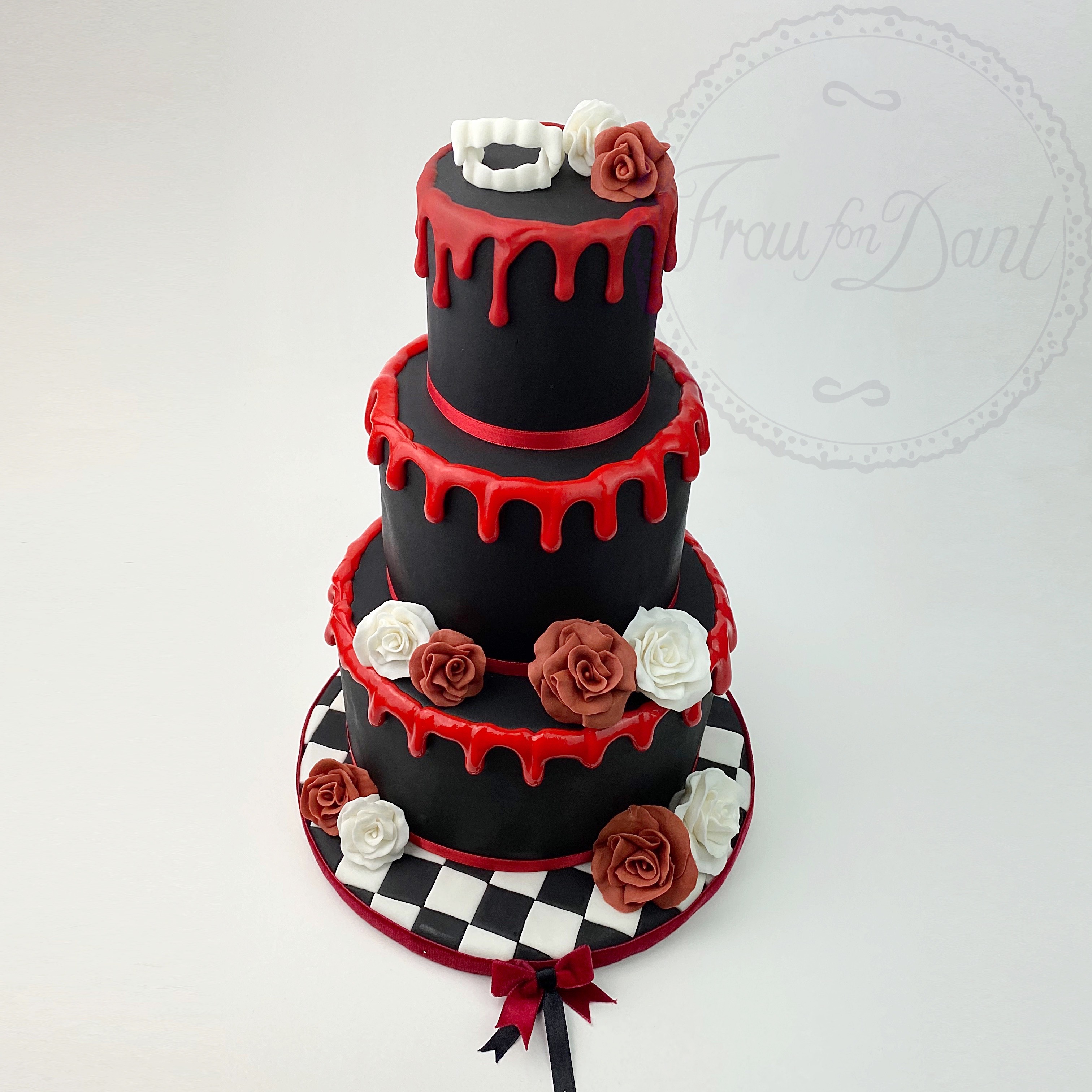 Twilight Vampier Torte – Frau fon Dant